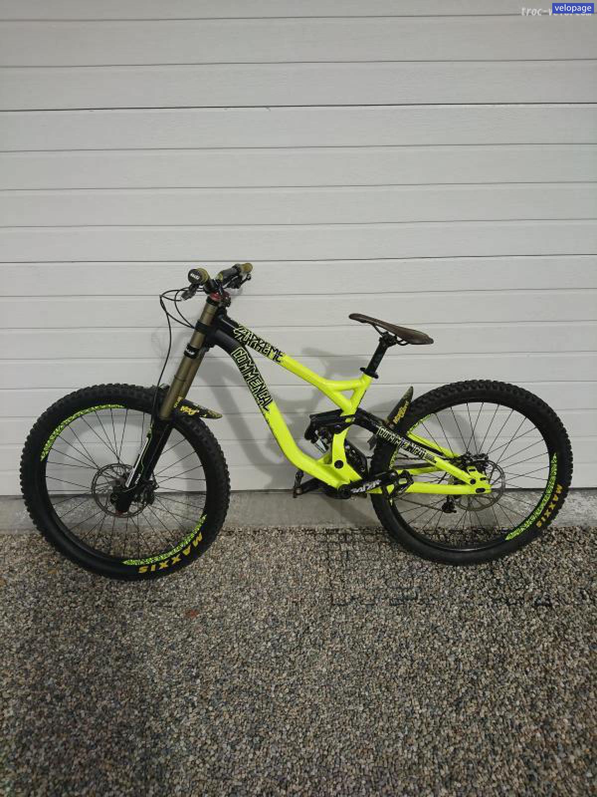 Dh commencal taille m