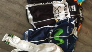 18 maillots manches longues ( non thermique)