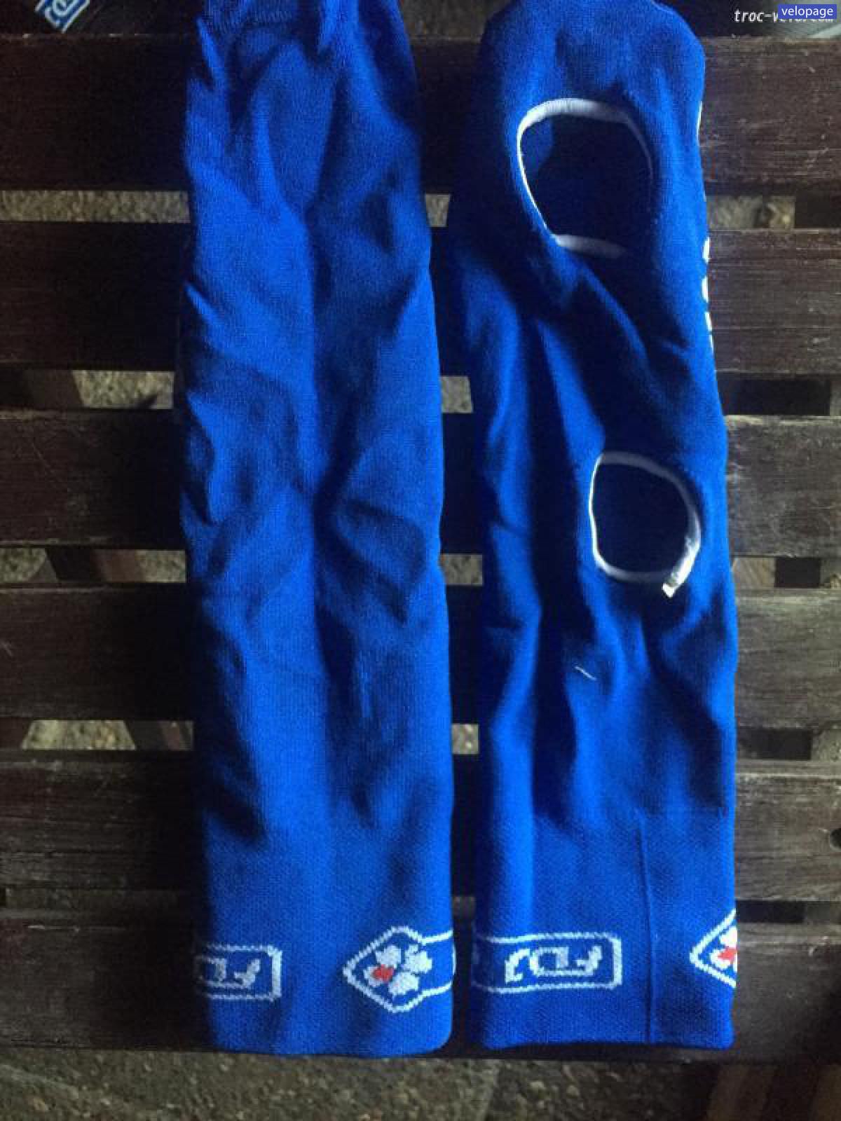 Couvres chaussures chaussettes fdj neufs